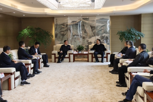 闫英才拜访云南省相关业主单位主要领导