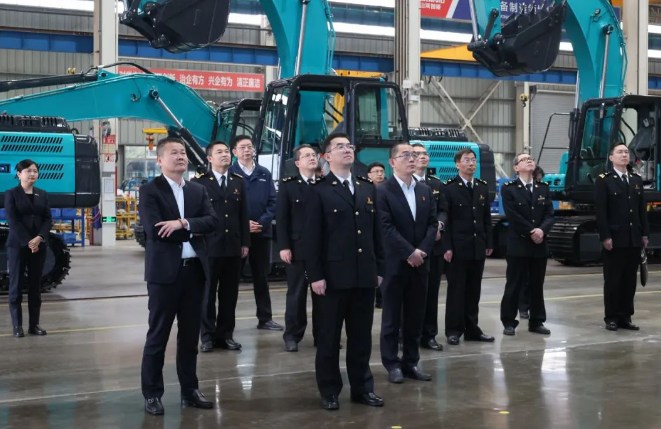 长沙海关党委书记、关长沈大为调研山河智能