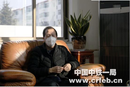 李晓峰到中铁一局四公司检查指导疫情防控工作