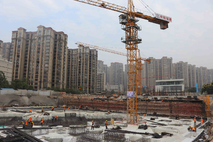 奋战国庆抢进度 凝心聚力保目标