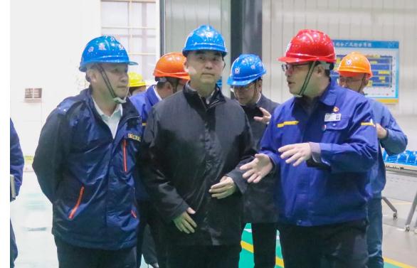 中国消防协会陈伟明会长一行调研徐工