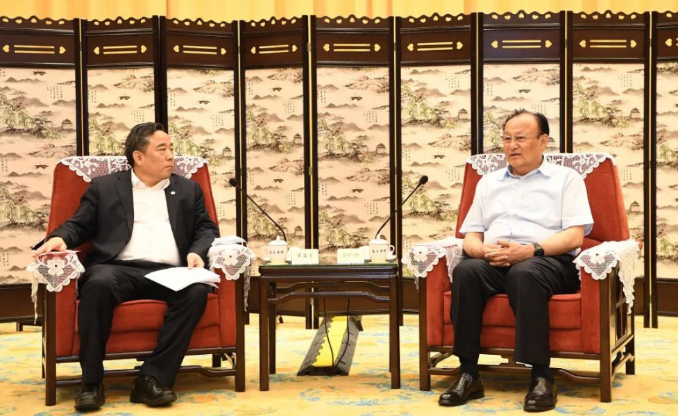 宋海良拜会新疆维吾尔自治区主要领导