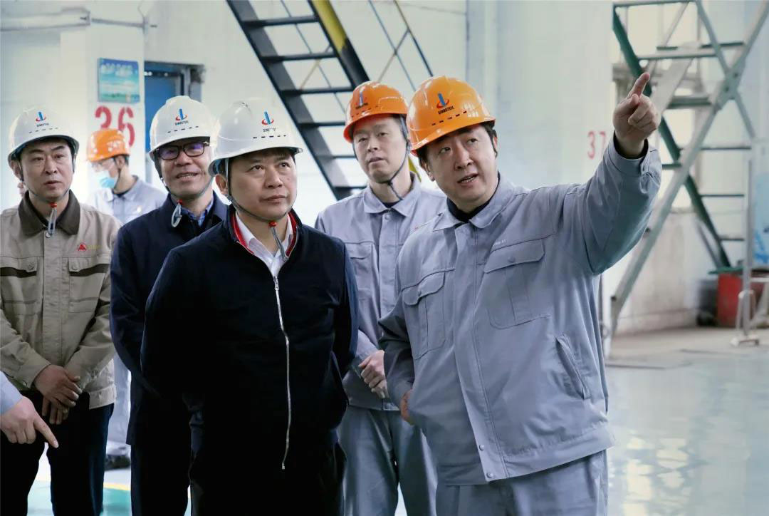 北京建龙重工集团有限公司董事长张志祥一行到中钢邢机参观交流