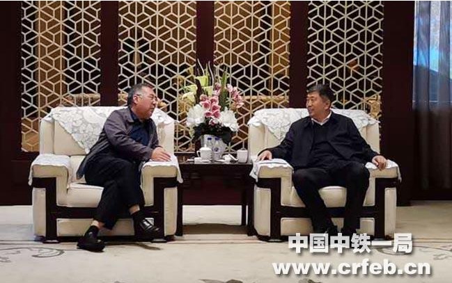 中铁一局副总经理李冬立一行到二公司查干湖项目检查指导工作