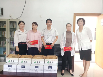 中化第三建设公司工会开展“两节”走访慰问孤寡老人和患病职工活动