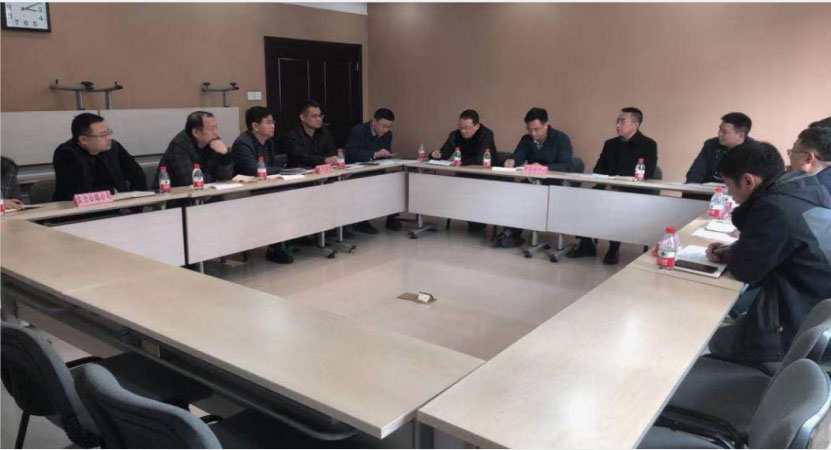 公司参加《国省道品质工程及标准化建设指南》座谈会议