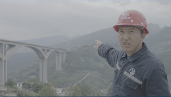 北盘江上一道特别的风景——大型电视纪录片《大国交通》摄制组走进水盘高速公路北盘江大桥
