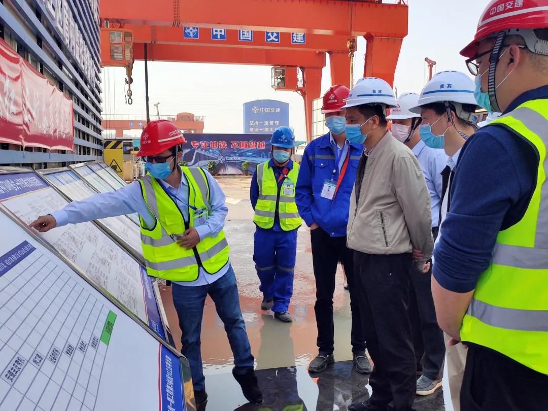福州市人大常委会副主任林峰到分公司福州地铁4号线10工区开展调研