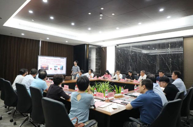 上海建工集团、中国模板脚手架协会江浙沪分会到访华铁应急，肯定华铁应急发挥龙头标杆作用