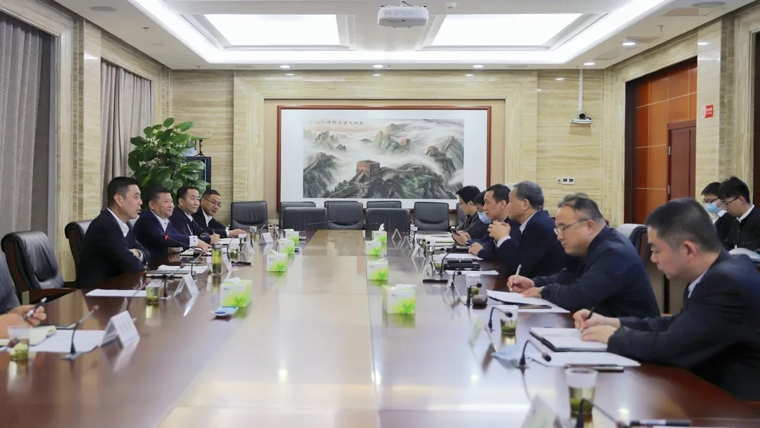 金秋奋进好时节｜武汉城建集团与湖北机场集团交流合作