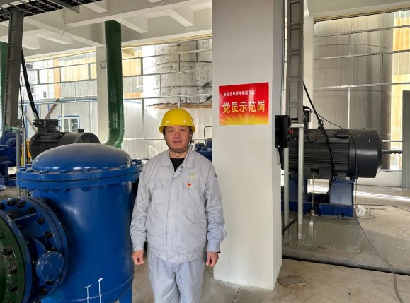 沧冷公司设立秦皇岛华恒生物项目部“党员示范岗”