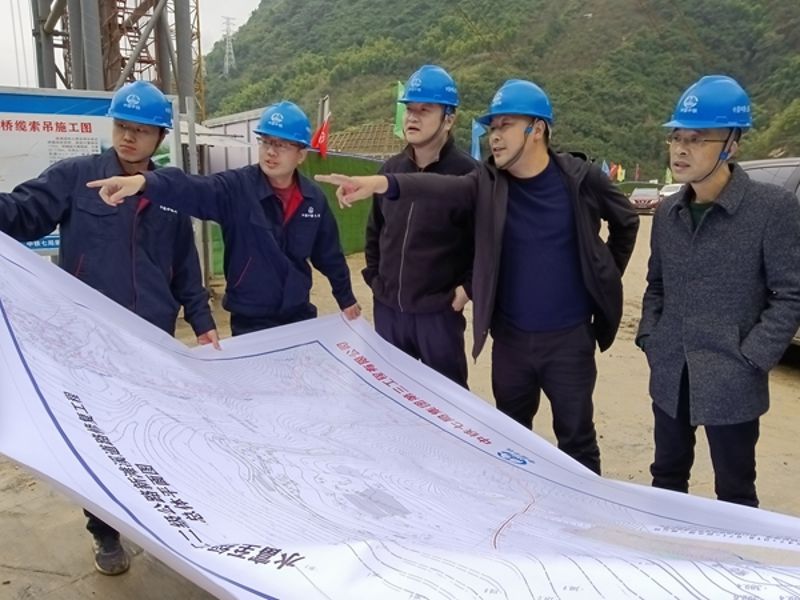 詹浩伟到水绥公路项目检查指导工作