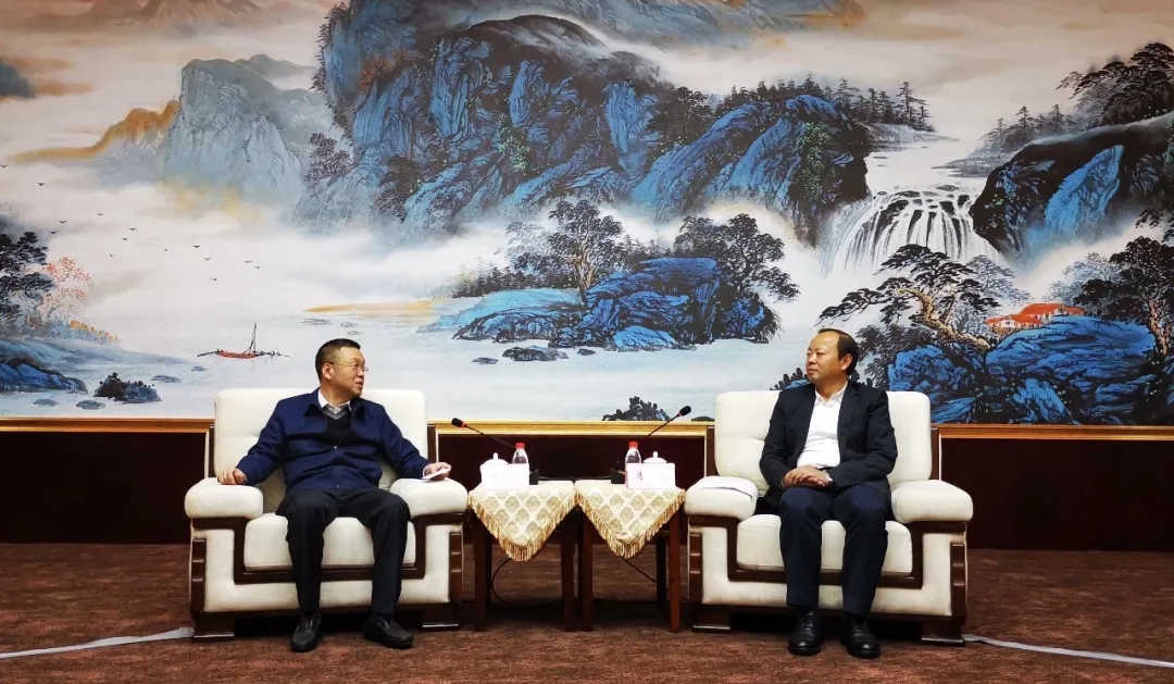 潘必义拜会内江市委书记马波