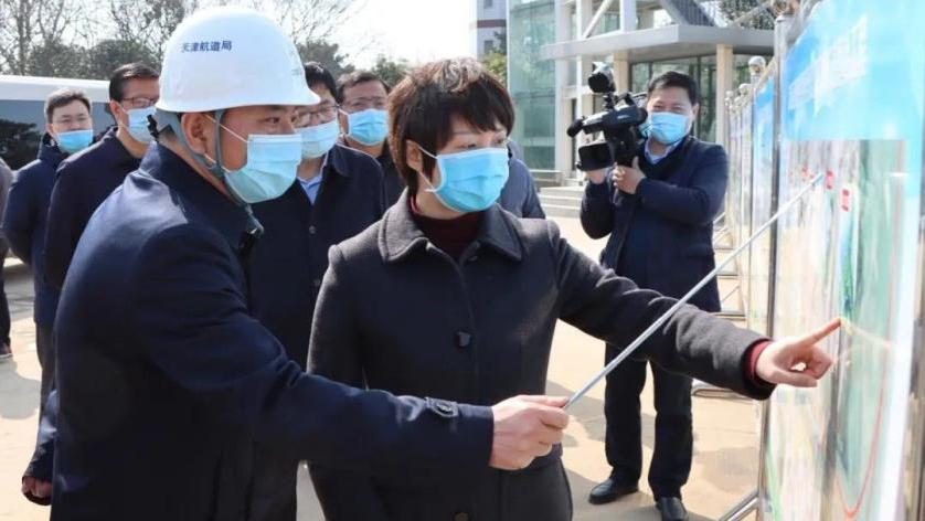 扬州市市长张宝娟视察上海公司京杭运河项目