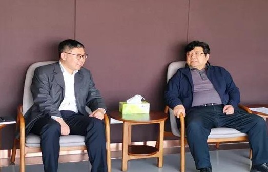 公司领导陪同华中区域总部主要领导会见武汉市青山区区委书记、化工区党工委书记、管委会主任苏霓斌