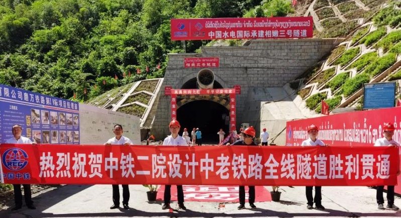 迎国庆，重点工程建设捷报频传