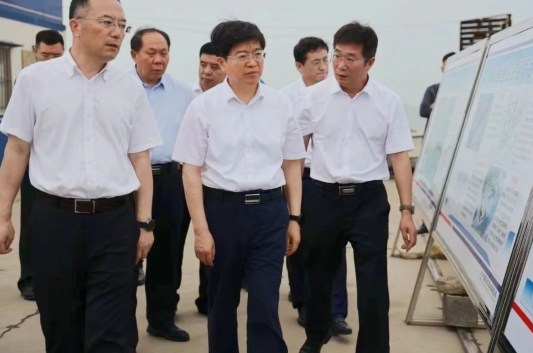 李卫华在山东开展系列活动