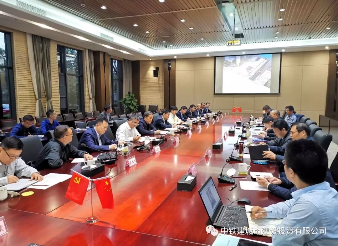 李卫华陪同雷升祥拜会合肥市委常委杨伟