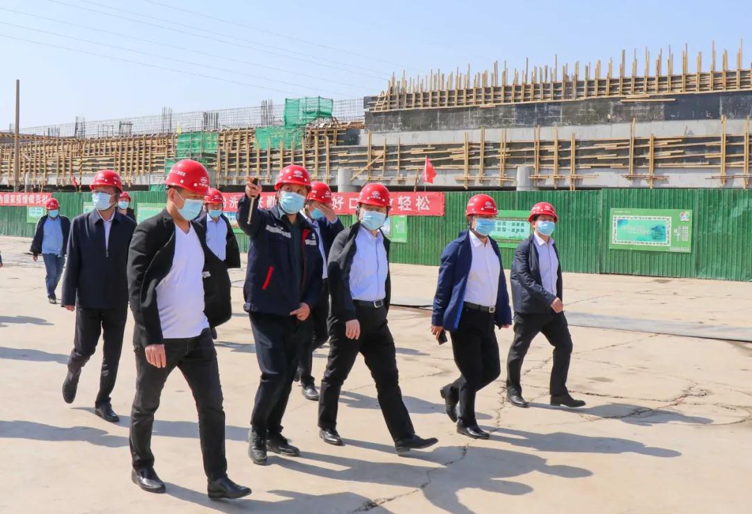 赵红鹰一行拜访中国铁建中原区域总部，组织召开中原区域生产经营工作会，到济南、晋中开展系列商务活动