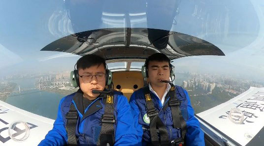 空地协同显身手！湖南航空应急救援队山河机组开展特情处置应急演练