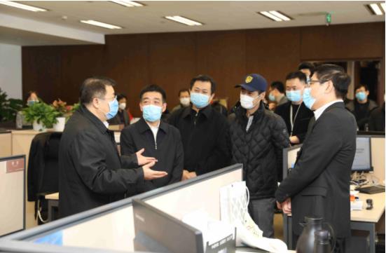 北京市朝阳区委书记王灏检查肯定集团总部办公楼疫情防控工作