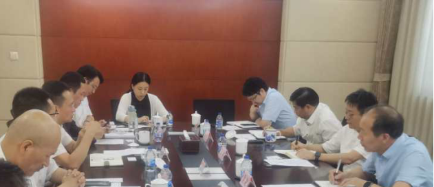 吴新荣与长三角区域合作办公室常务副主任、上海市发改委副主任阮青举行会谈