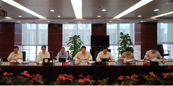 刘起涛主持召开公司党委中心组第11次集体学习（扩大）会议
