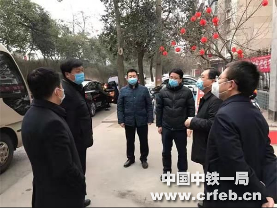 宝鸡市委副书记吴铁到中铁一局三公司滨河南路小区检查疫情防控工作