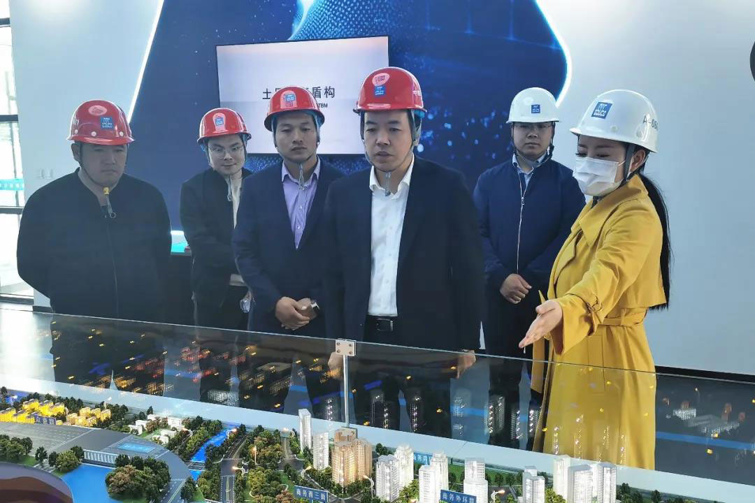 中建基础纪委书记李春赴郑州地铁3号线、6号线调研