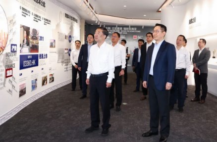 孔繁星总裁会见江阴市委书记许峰一行，落地产业基金 服务城市升级