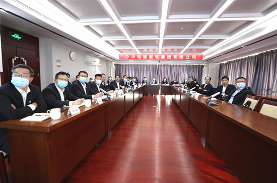 丁焰章到电建建筑公司调研指导工作