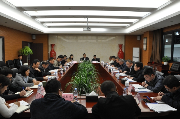 市国资委副主任李星强调研指导水利港航集团