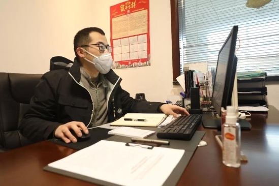 抗“疫”背后，他们的故事温暖我们前行
