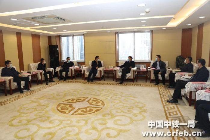 马海民同甘肃公航旅集团领导洽谈合作事宜