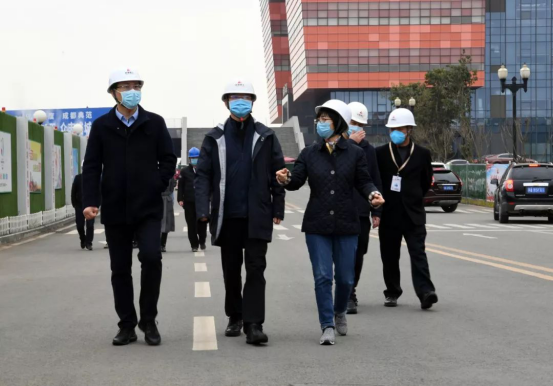 市国资国企纪检监察工委联系协调和邦生物向集团大运村项目捐赠防疫物资