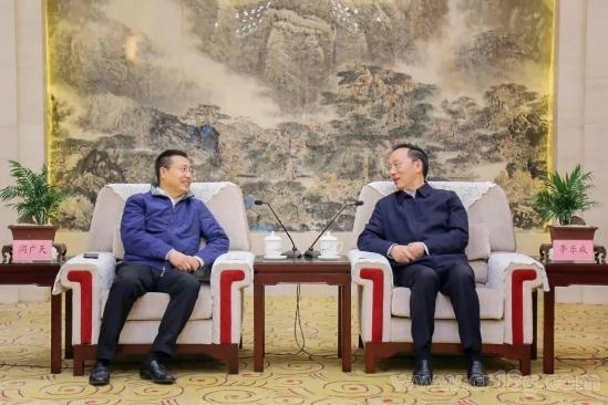 闫广天会见湖北省委常委、襄阳市委书记李乐成