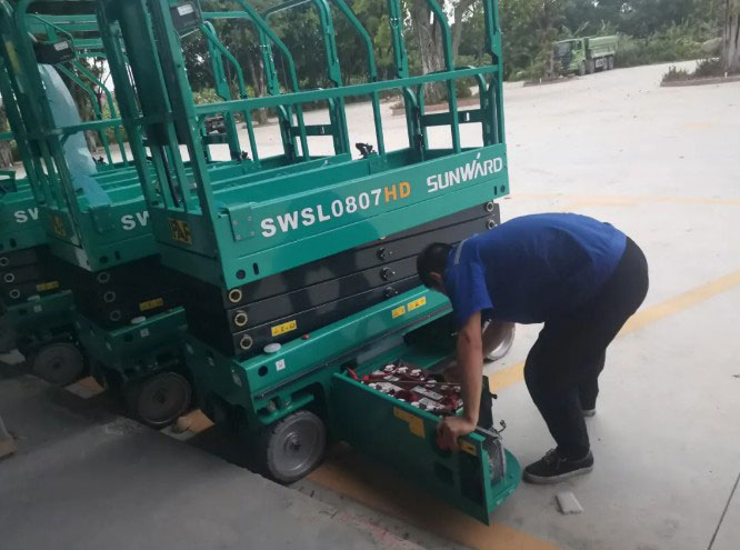 30小时，8个人，10台装备，我们说到做到！