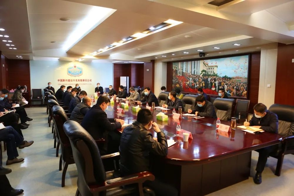 落实两级集团复工复产要求，加快推进通用丽泽商务区等重点工程建设，坚决完成全年任务指标