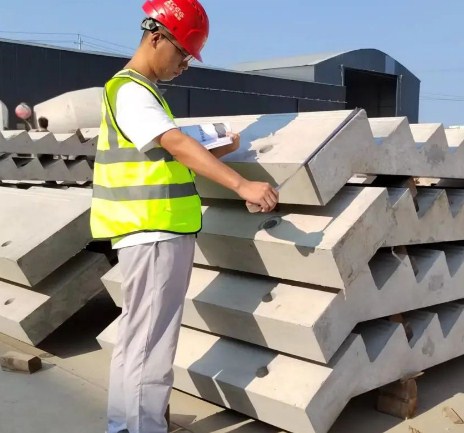 小角色 大力量——他与建构的2722天