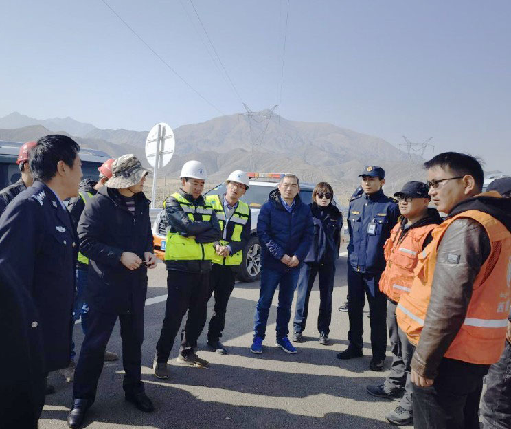 国道318拉日公路日喀则段土建顺利交工验收