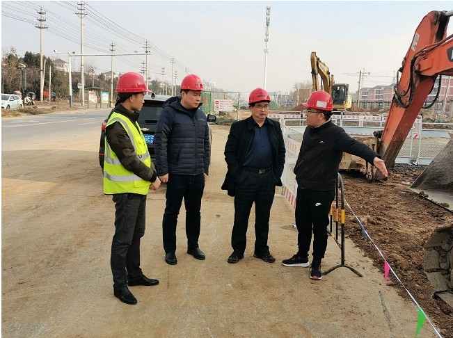 路桥集团党委副书记、总经理欧阳志宜赴繁华大道、高新区市政项目检查指导工作