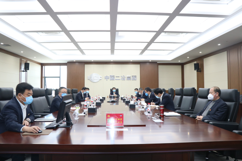 中国二冶党委理论中心组开展2020年第三次集中学习