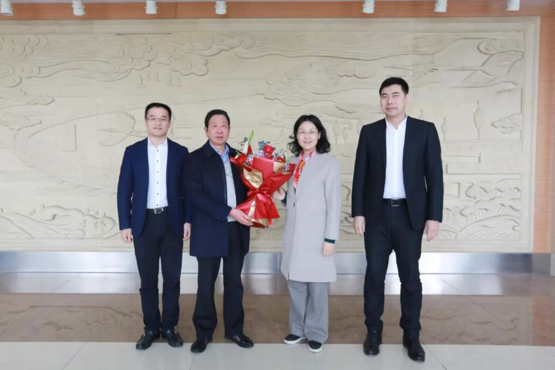 开新局 起好步 | 乐江一行走访震泽镇重点企业明港道桥