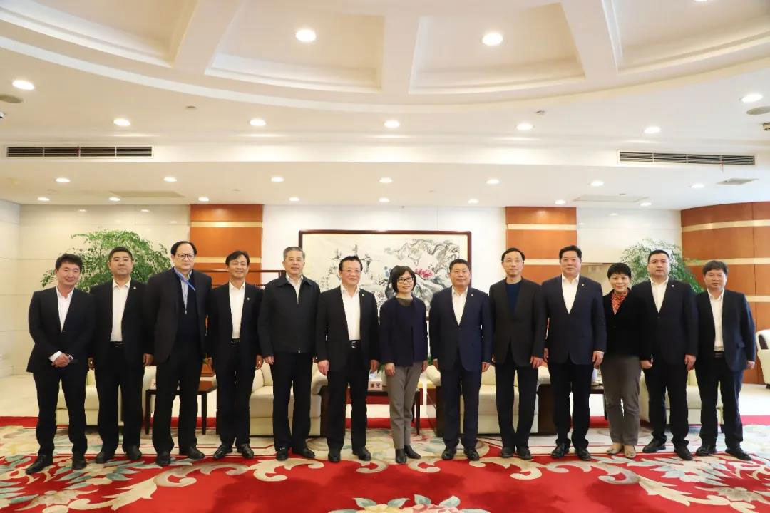 中建八局党委书记、董事长李永明拜会上海地产集团、上海文广集团主要负责人
