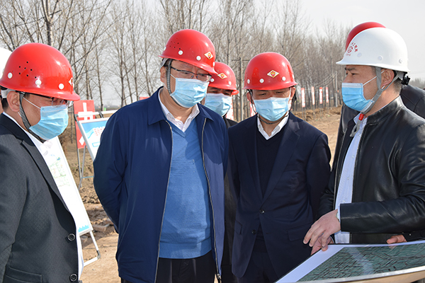 集团公司总经理赵斌检查市政环保公司沣西片区项目