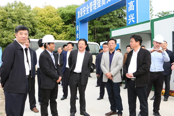 海安市委书记顾国标率队调研科创服务中心及加速器二期项目