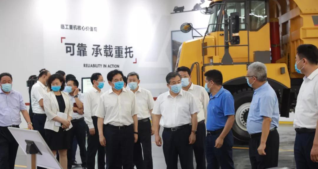 山东省常委、济南市委书记孙立成莅临临工重机调研、指导工作