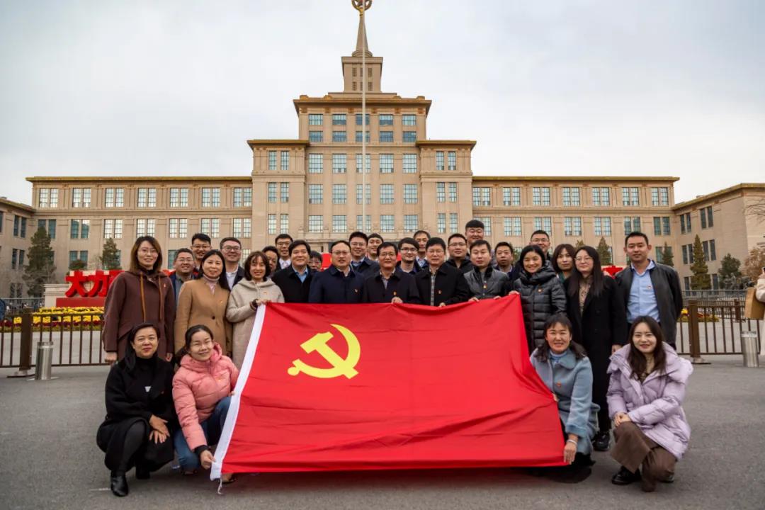 集团公司直属机关党委组织参观纪念中国人民志愿军抗美援朝出国作战70周年主题展览