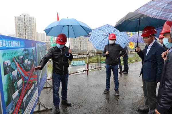 市国资委党委委员、副主任石继东检查重庆建工市政交通公司 西环立交项目安全生产工作