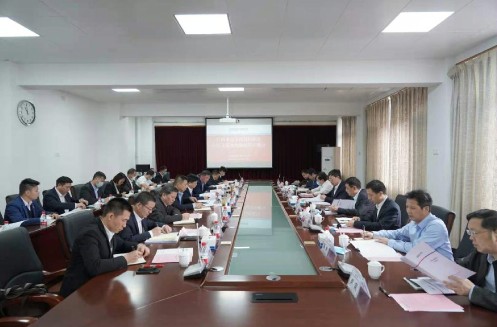 孙洪水到广西工程局调研并宣讲党的十九届五中全会精神